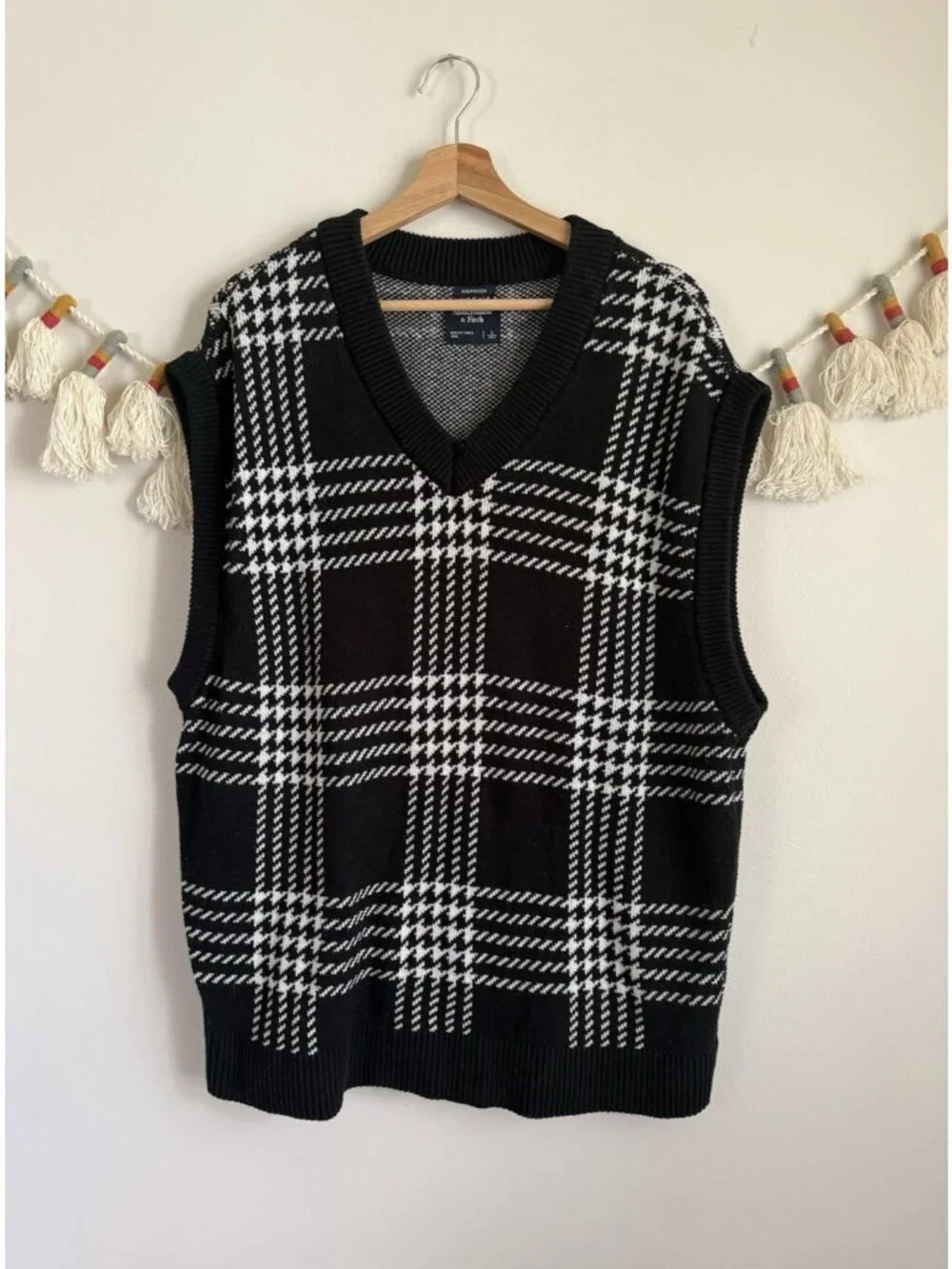 Abercrombie & Fitch Oversized Plaid Vneck Sweater Vest Preppy Layering Men’s L